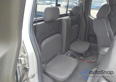 2007 Nissan Frontier Se z USA, uszkodzony, nr VIN 1N6AD06U87C434420